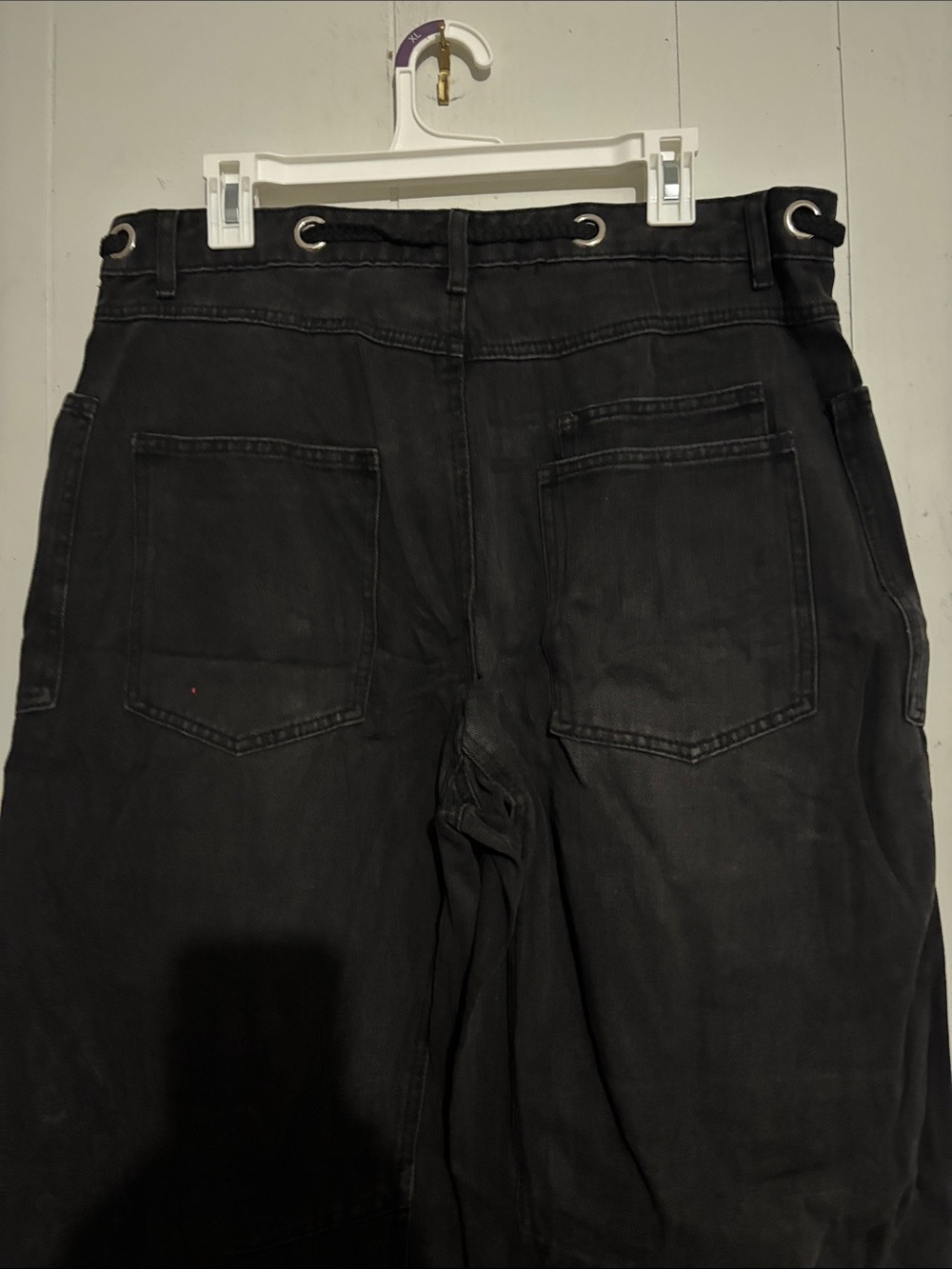 NWOT Relaxed Black Drawstring Barrel Boyfriend  patchwork Jeans - Picture 4 of 4